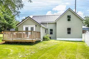 214 Roosevelt Rd, Black River Falls, WI 54615 - Photo 25