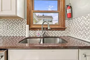 24 S Grove St, Chippewa Falls, WI 54729 - Photo 9