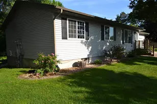 1504 Winchester Way, Altoona, WI 54720 - Photo 5