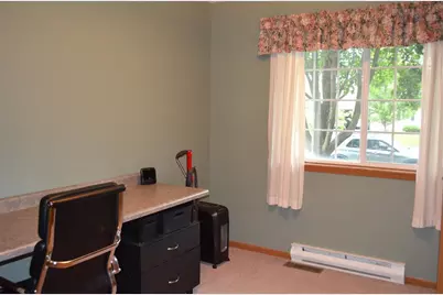1504 Winchester Way, Altoona, WI 54720 - Photo 17