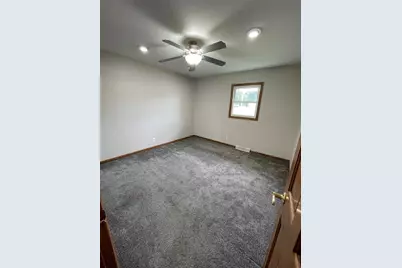 1420 Kernan Court, Eau Claire, WI 54703 - Photo 7