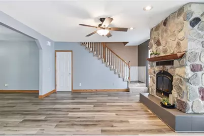 314 W Yellow Street, Cadott, WI 54729 - Photo 5