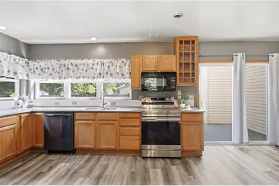 314 W Yellow Street, Cadott, WI 54729 - Photo 9