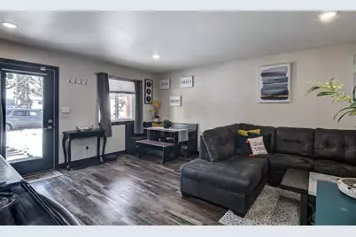 515 Putnam Street, Eau Claire, WI 54703 - Photo 9