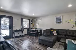 515 Putnam St, Eau Claire, WI 54703 - Photo 9
