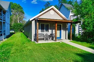 515 Putnam St, Eau Claire, WI 54703 - Photo 1