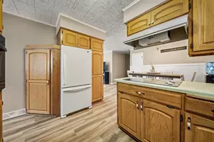 1602 Drury Ct, Eau Claire, WI 54703 - Photo 21