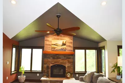 S7256 Sunrise Drive, Fall Creek, WI 54742 - Photo 19