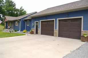 S7256 Sunrise Dr, Fall Creek, WI 54742 - Photo 33