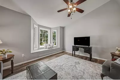 232 Lamans Lane, Eau Claire, WI 54703 - Photo 9