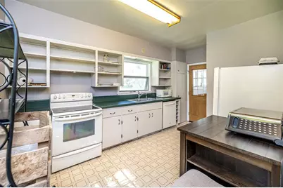 174 W Main Street, Hixton, WI 54635 - Photo 7