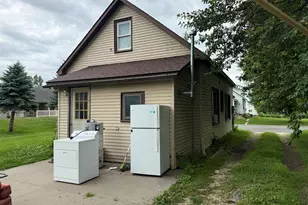 224 Ruth Ave, Arcadia, WI 54612 - Photo 5