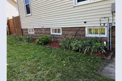 808 Dodge Street, Eau Claire, WI 54701 - Photo 15