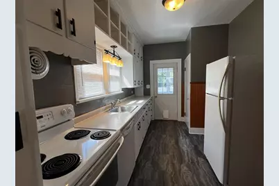 808 Dodge Street, Eau Claire, WI 54701 - Photo 5