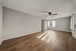 2446 Marquette St, Eau Claire, WI 54703 - Photo 13