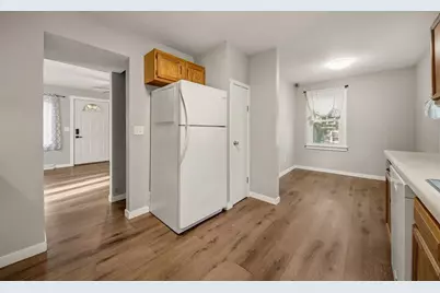 2446 Marquette Street, Eau Claire, WI 54703 - Photo 17