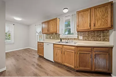 2446 Marquette Street, Eau Claire, WI 54703 - Photo 15