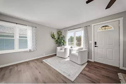 2446 Marquette Street, Eau Claire, WI 54703 - Photo 15