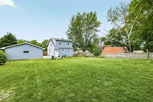 2446 Marquette St, Eau Claire, WI 54703 - Photo 3