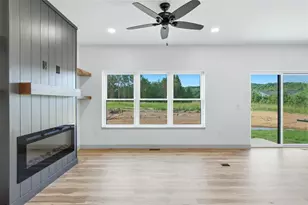 6735 Buck Tail Dr, Altoona, WI 54720 - Photo 5