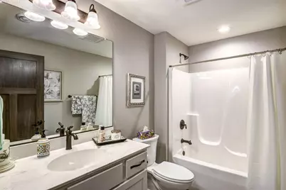 4852 Waylon Street, Eau Claire, WI 54703 - Photo 27