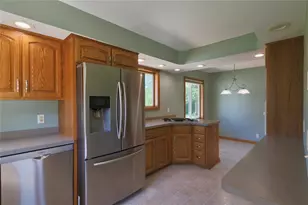 1538 Drury Ct, Eau Claire, WI 54703 - Photo 9