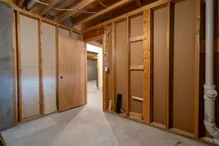 512 19th St, Menomonie, WI 54751 - Photo 33