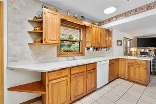 5991 N Shore Dr, Eau Claire, WI 54703 - Photo 7