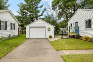 3228 Mars Ave, Eau Claire, WI 54703 - Photo 3