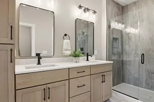 5926 Fuji Ln, Eau Claire, WI 54701 - Photo 9
