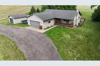 W2312 County Road T, Durand, WI 54736 - Photo 17