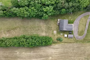 W2312 County Rd T, Durand, WI 54736 - Photo 15