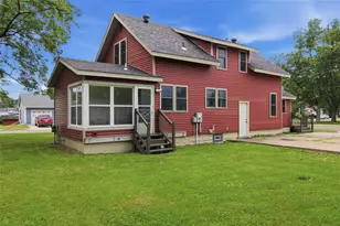 14006 Pine St, Osseo, WI 54758 - Photo 5