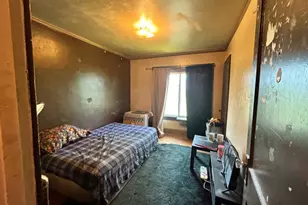 302 E 5th St, Superior, WI 54880 - Photo 9