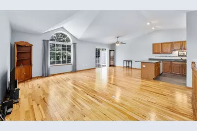 3622 Damon Street, Eau Claire, WI 54701 - Photo 5