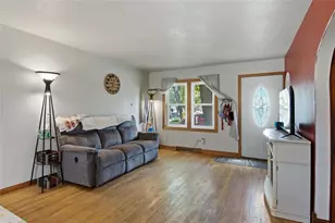 604 Bolles St, Eau Claire, WI 54703 - Photo 7