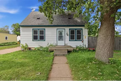 604 Bolles Street, Eau Claire, WI 54703 - Photo 1