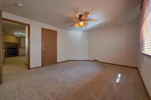 21423 Sheila Ln, Galesville, WI 54630 - Photo 17