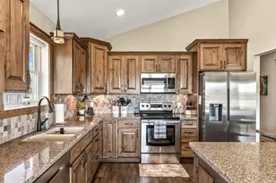 6364 Aspen Ridge Dr, Eau Claire, WI 54703 - Photo 15
