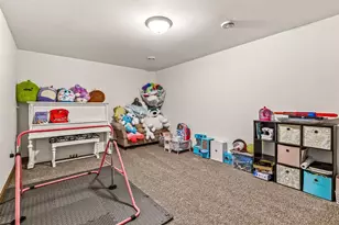 6364 Aspen Ridge Dr, Eau Claire, WI 54703 - Photo 33