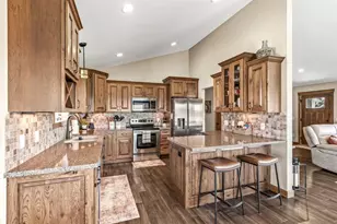 6364 Aspen Ridge Dr, Eau Claire, WI 54703 - Photo 13