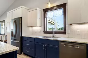 4897 Field Crest Ln, Eau Claire, WI 54701 - Photo 15