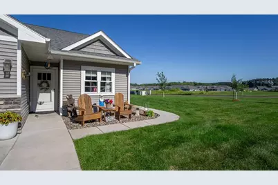 4897 Field Crest Lane, Eau Claire, WI 54701 - Photo 11