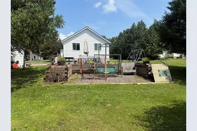 706 Lindoo Avenue, Ladysmith, WI 54848 - Photo 3