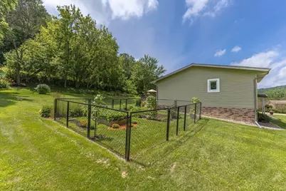 W764A Valley Drive, Fountain City, WI 54629 - Photo 51
