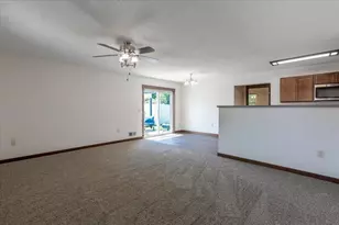 125 Amber View St, Menomonie, WI 54751 - Photo 9