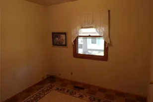 315 E Wisconsin St, Chippewa Falls, WI 54729 - Photo 5