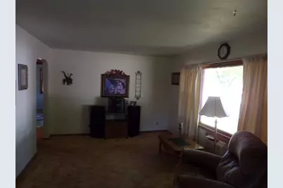 315 E Wisconsin Street, Chippewa Falls, WI 54729 - Photo 9