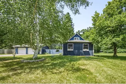 1120 Bauer Avenue, Eau Claire, WI 54703 - Photo 1