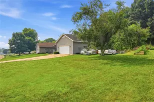 201 Jersey Ln, Elk Mound, WI 54739 - Photo 23
